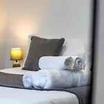 Heart Of The City Centre - Serviced Apartments